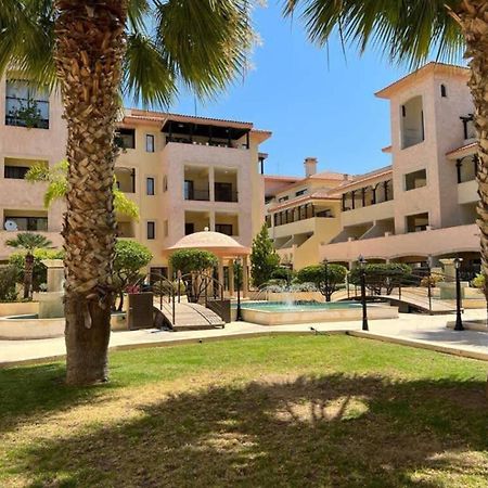 Queens Gardens Paradise Vip, Pool, Mall, Sea Paphos Luaran gambar